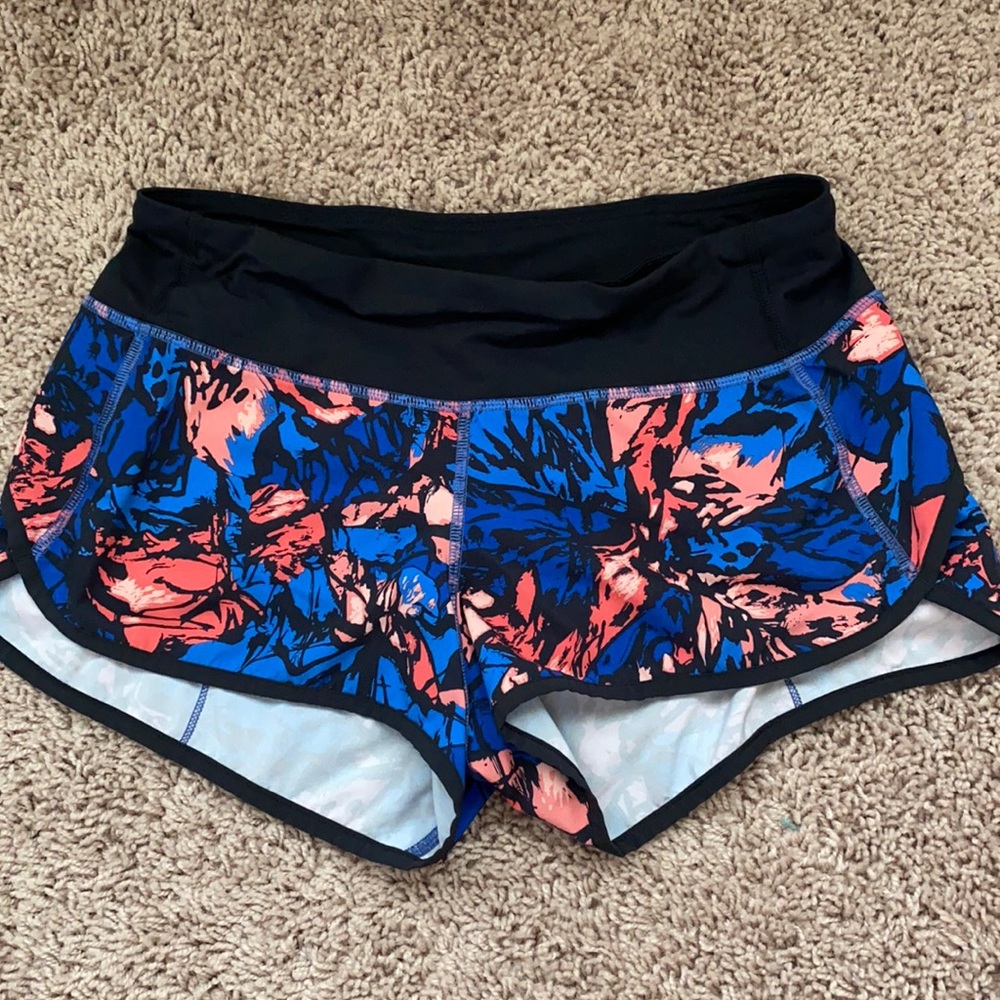 Lululemon size 2 shorts.
